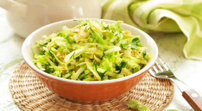 8 вкуснейших рецептов приготовления салата из капусты и огурца