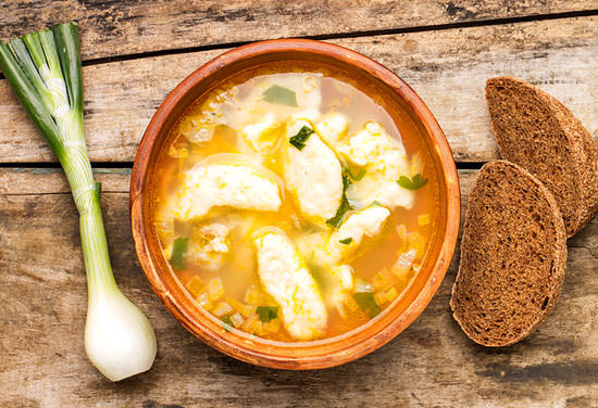Просто и вкусно: суп с галушками