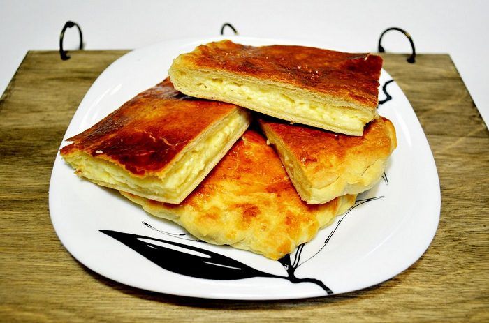 Сырный пирог – невероятно ароматный и нежный!