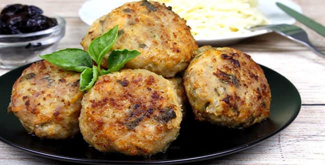 Как приготовить мясные и постные котлеты в духовке за 30 минут!