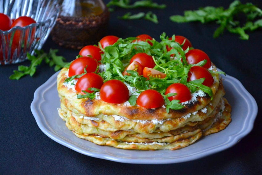 Нежный кабачковый торт – сочная и ароматная закуска!