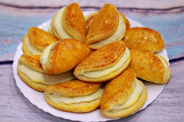Сочни с творогом – как приготовить лакомство знакомое с детства