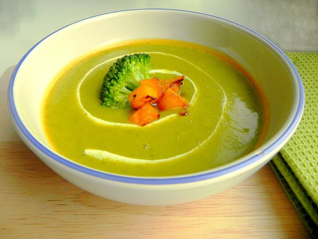 Здоровое и вкусное питание – суп пюре из брокколи