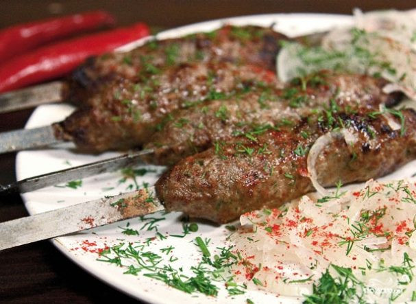 Как приготовить шашлык из фаршла — люля-кебаб на шампурах