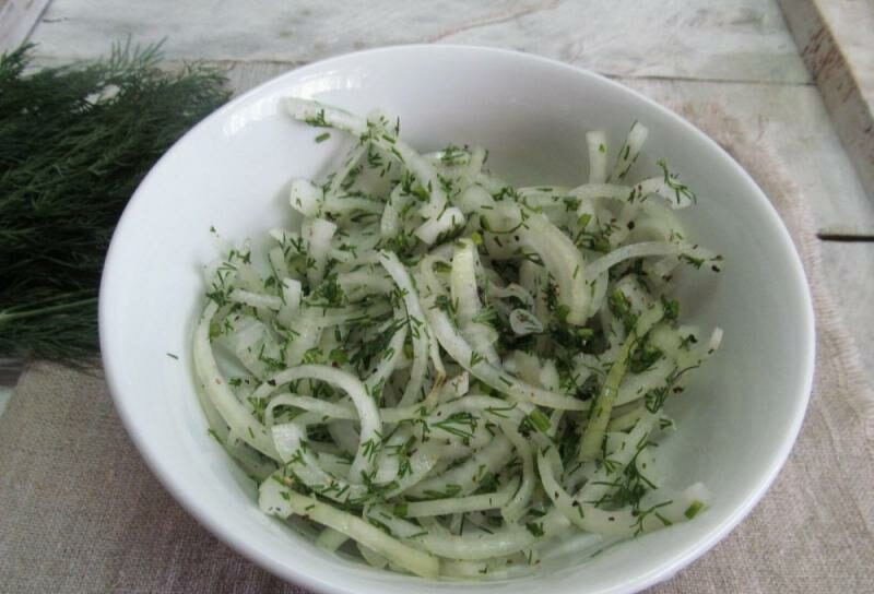 Как вкусно замариновать лук к шашлыку: рецепты с фото