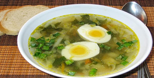 Как приготовить щи из крапивы и щавеля: пошаговые рецепты