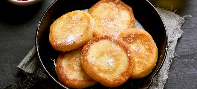 Оладьи на ряженке — проверенные рецепты с разными добавками