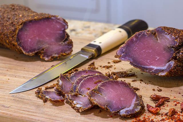 Армянская бастурма — лучшие подробные рецепты вкуснейшей закуски